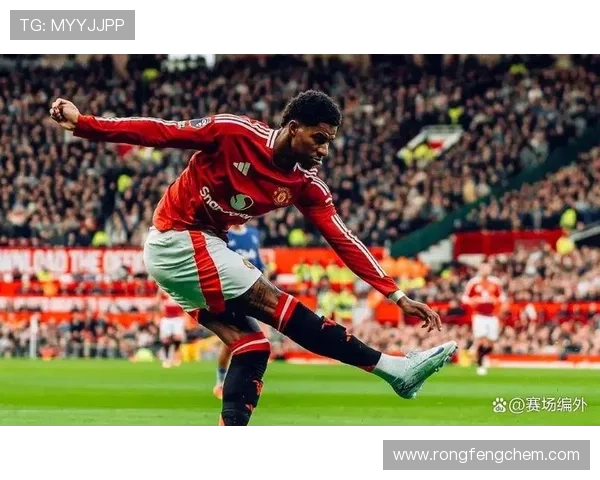 莱万高效进球仍逊费兰防守表现