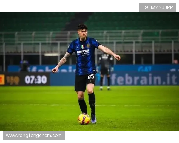 帕纳塔怒斥巴斯托尼假摔并提建议